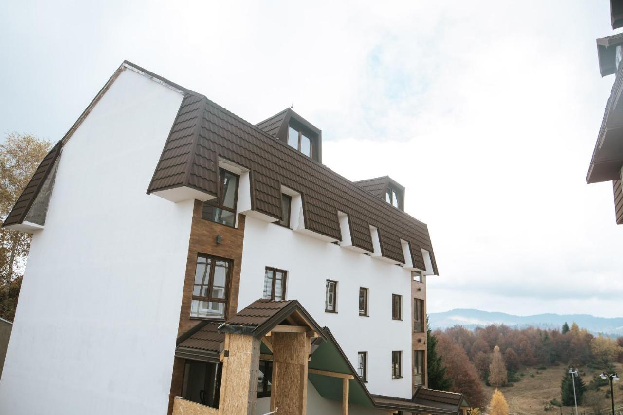 Kraljevi Konaci -Apartmani Bajka โคเปานิก ภายนอก รูปภาพ